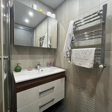 Apartment Cozy Unique Flat Hgyhomes1107 Close To The Memoriall Hospital At The Center *